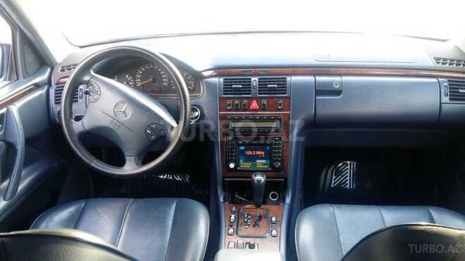 Mercedes E 240 2000, 323,000 km - 2.6 l - Yevlax