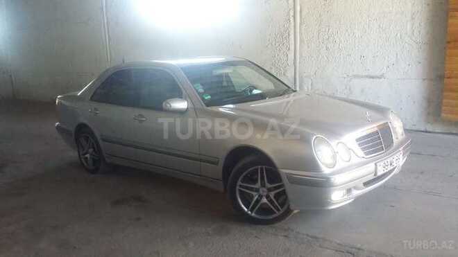 Mercedes E 240 2000, 234,000 km - 2.6 l - Qəbələ
