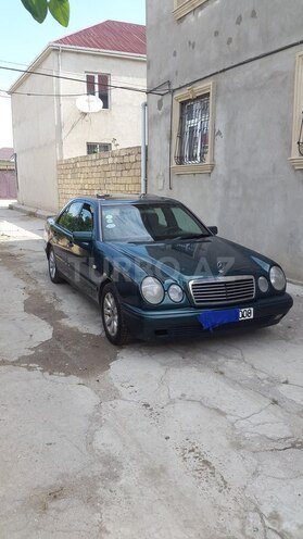 Mercedes E 240 1998, 280,000 km - 2.4 l - Xırdalan