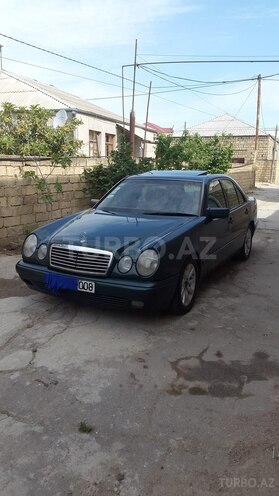 Mercedes E 240 1998, 280,000 km - 2.4 l - Xırdalan