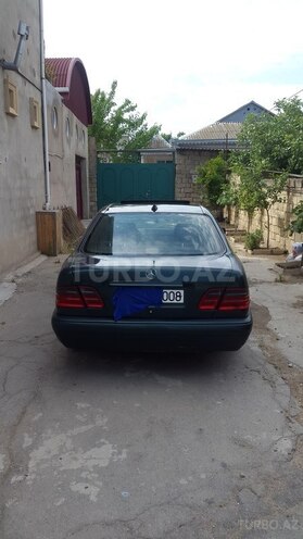Mercedes E 240 1998, 280,000 km - 2.4 l - Xırdalan