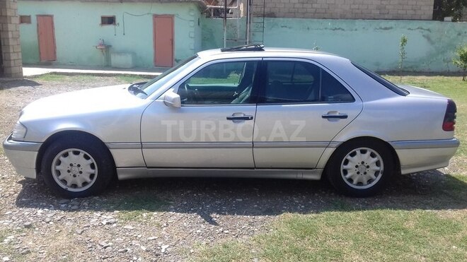 Mercedes C 230 1999, 167,000 km - 2.3 л - Zərdab