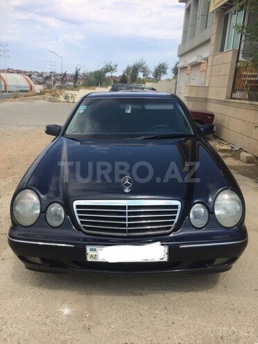Mercedes E 270 2001, 237,000 km - 2.7 l - Bakı