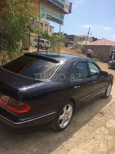 Mercedes E 270 2001, 237,000 km - 2.7 l - Bakı