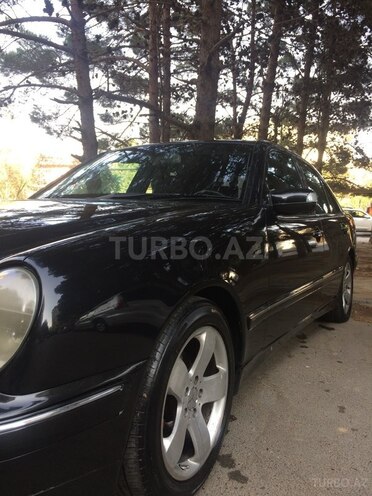 Mercedes E 220 2000, 237,000 km - 2.2 l - Bakı