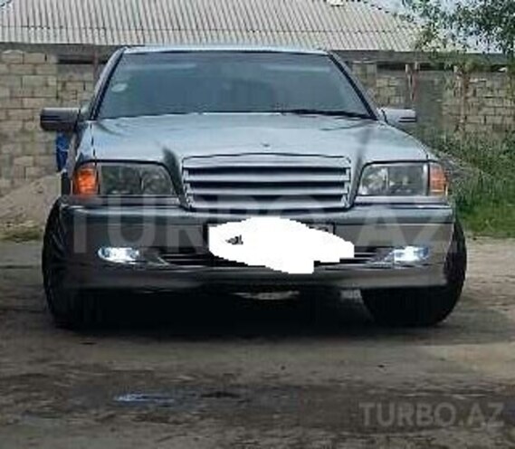 Mercedes C 200 2000, 34,000 km - 0.2 л - İmişli