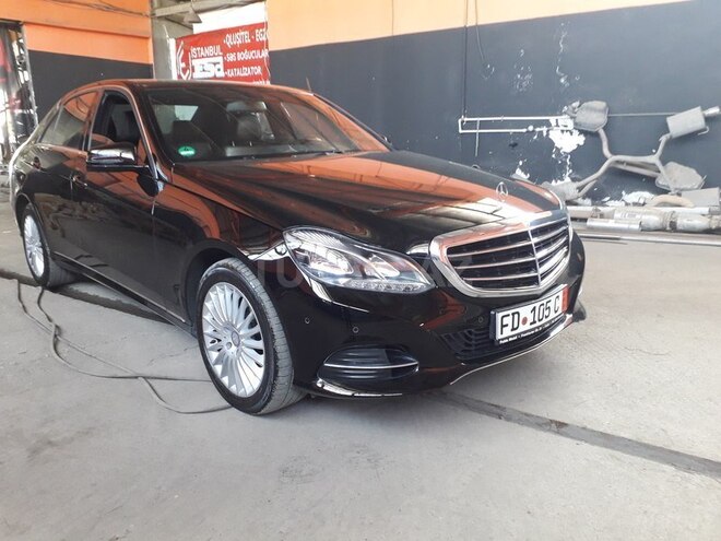Mercedes E 220 2014, 208,000 km - 2.2 л - Bakı