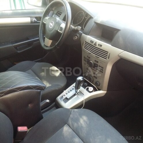 Opel Astra 2007, 200,000 km - 1.9 l - Bakı