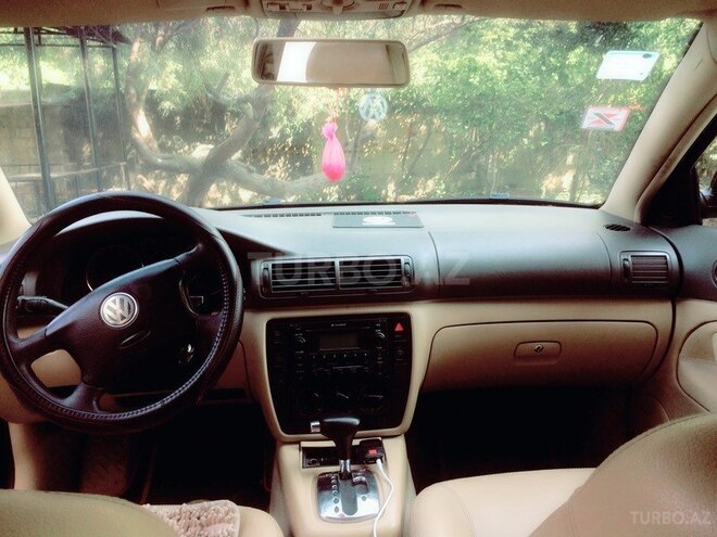 Volkswagen Passat 2004, 280,000 km - 1.8 l - Bakı
