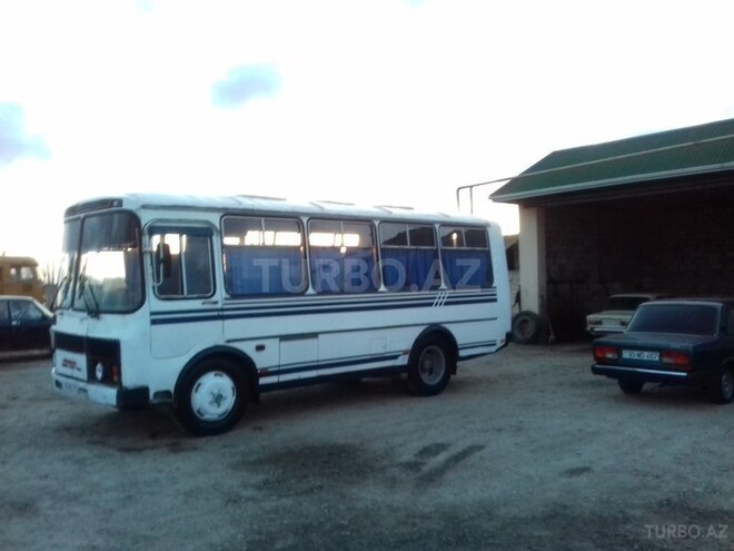 PAZ 32054 2002, 256,000 km - 0.5 л - Salyan