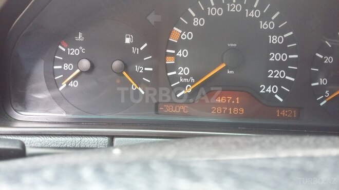 Mercedes E 240 1998, 271,189 km - 2.4 l - Şirvan