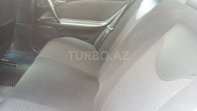 Mercedes E 240 1998, 271,189 km - 2.4 l - Şirvan