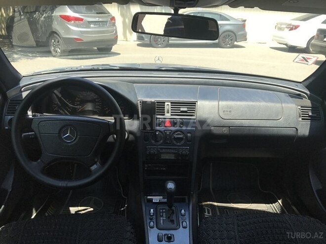 Mercedes C 200 1999, 300,003 km - 2.0 l - Bakı