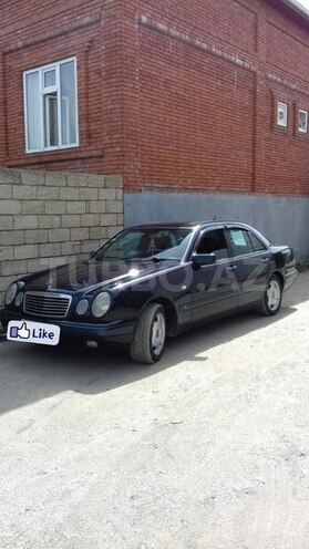 Mercedes E 200 1999, 287,700 km - 0.2 л - Astara