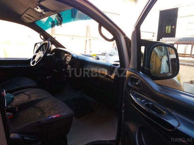 Hyundai H-1 2003, 240,000 km - 0.3 l - Bakı