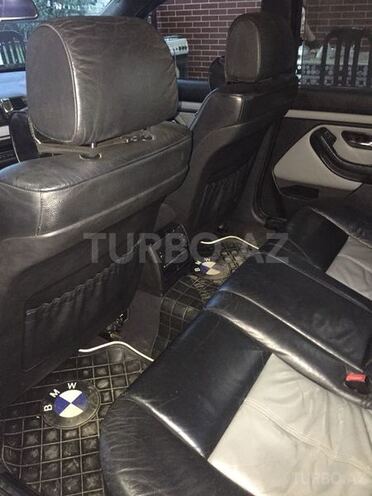 BMW 525 1999, 256,432 km - 2.5 l - Bakı