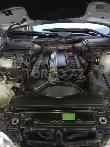 BMW 525 1999, 256,432 km - 2.5 l - Bakı