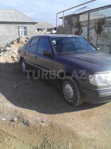 Mercedes E 300 1993, 250,000 km - 0.3 l - Bakı