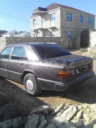 Mercedes E 300 1993, 250,000 km - 0.3 l - Bakı
