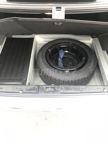 Mercedes E 220 2001, 134,077 km - 2.2 l - Gəncə