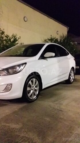 Hyundai Accent 2011, 170,000 km - 1.6 l - Bakı