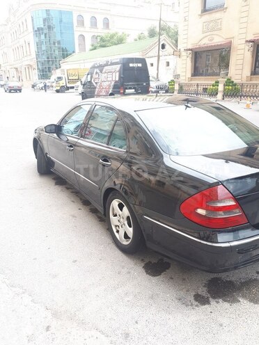 Mercedes E 220 2004, 360,000 km - 2.2 l - Bakı