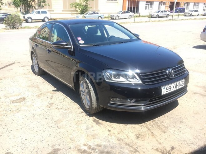 Volkswagen Passat 2014, 100,000 km - 1.8 l - Sumqayıt