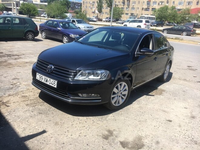 Volkswagen Passat 2014, 100,000 km - 1.8 l - Sumqayıt