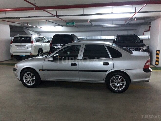 Opel Vectra 1998, 320,000 km - 1.6 l - Bakı