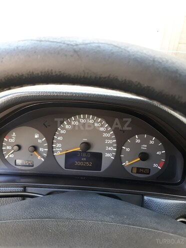Mercedes E 270 1999, 30,000 km - 2.7 л - Bakı
