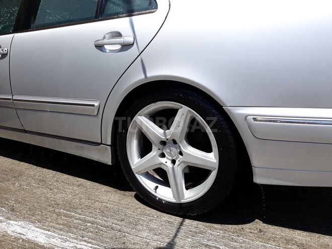 Mercedes E 270 1999, 30,000 km - 2.7 л - Bakı