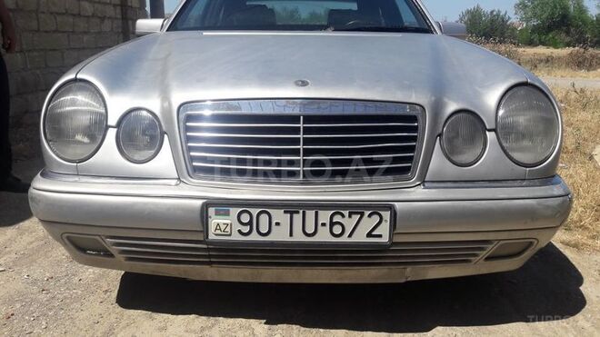 Mercedes E 200 1997, 280,000 km - 2.0 л - Bakı