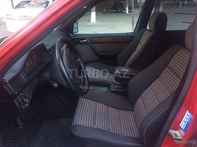 Mercedes E 200 1994, 324,000 km - 2.0 l - Bakı