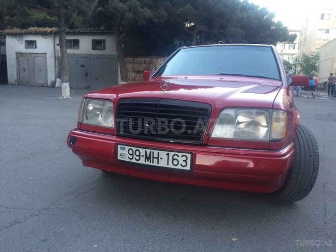 Mercedes E 200 1994, 324,000 km - 2.0 l - Bakı