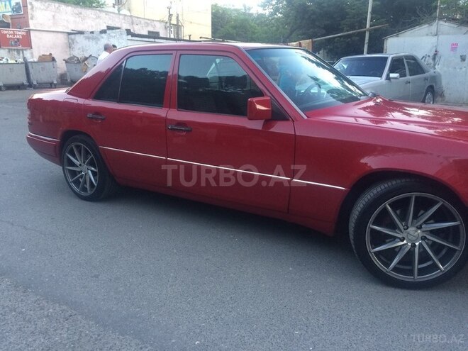 Mercedes E 200 1994, 324,000 km - 2.0 l - Bakı
