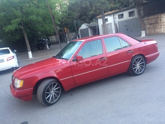 Mercedes E 200 1994, 324,000 km - 2.0 l - Bakı
