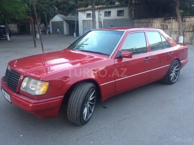 Mercedes E 200 1994, 324,000 km - 2.0 l - Bakı