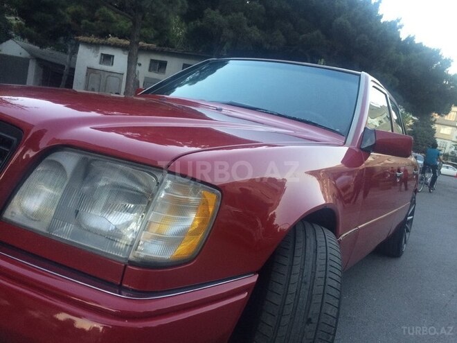 Mercedes E 200 1994, 324,000 km - 2.0 l - Bakı