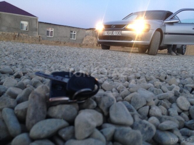 Opel Vectra 1997, 389,991 km - 2.0 l - Bakı