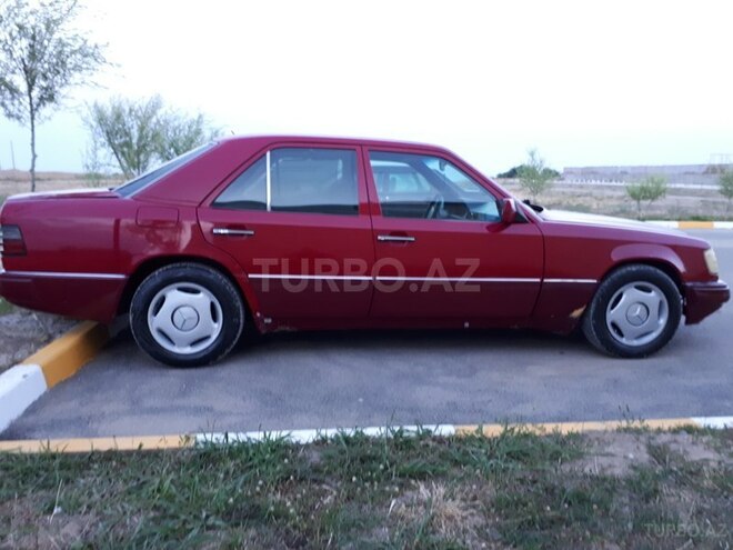 Mercedes E 280 1992, 27,755 km - 2.8 l - Gəncə