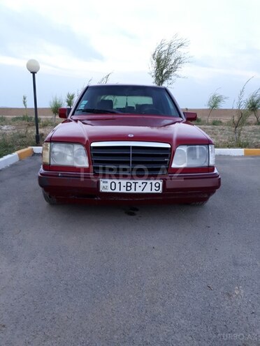 Mercedes E 280 1992, 27,755 km - 2.8 l - Gəncə