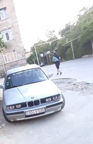 BMW 520 1989, 253,124 km - 2.0 l - Bakı