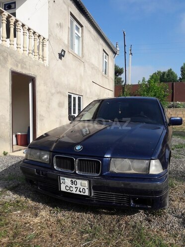 BMW 318 1991, 222,000 km - 1.8 л - Beyləqan