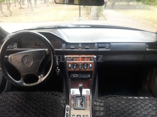 Mercedes E 300 1993, 353,685 km - 3.0 л - Bakı