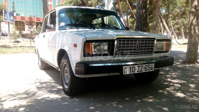 LADA (VAZ) 2107 2009, 20,409 km - 1.6 l - Şirvan