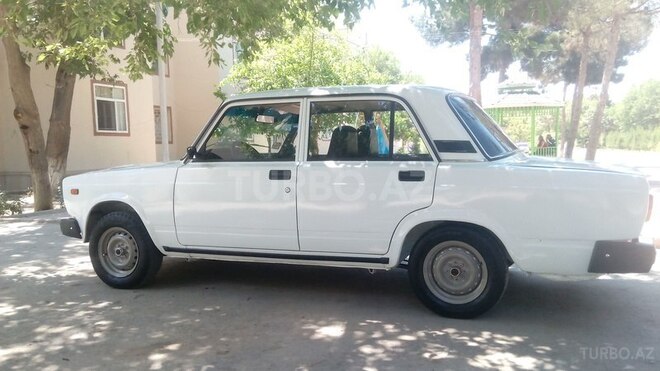 LADA (VAZ) 2107 2009, 20,409 km - 1.6 l - Şirvan