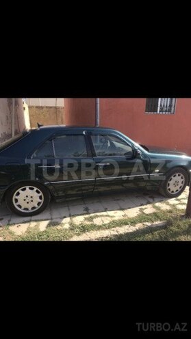 Mercedes C 280 1997, 300,000 km - 2.8 л - Bakı