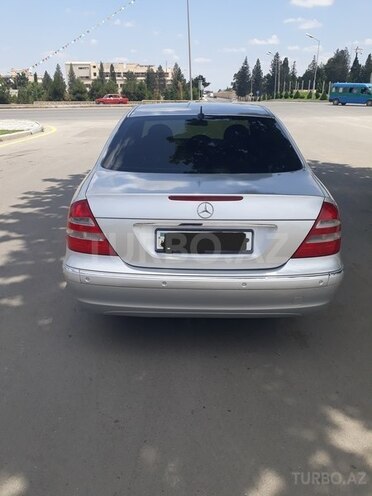 Mercedes E 240 2004, 235,280 km - 2.4 l - Gəncə