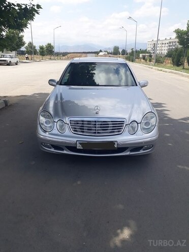 Mercedes E 240 2004, 235,280 km - 2.4 l - Gəncə