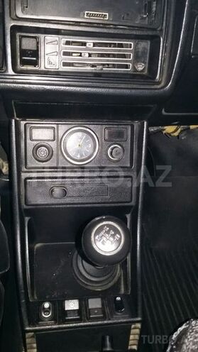 LADA (VAZ) 2107 2004, 27,880 km - 1.6 л - Yevlax